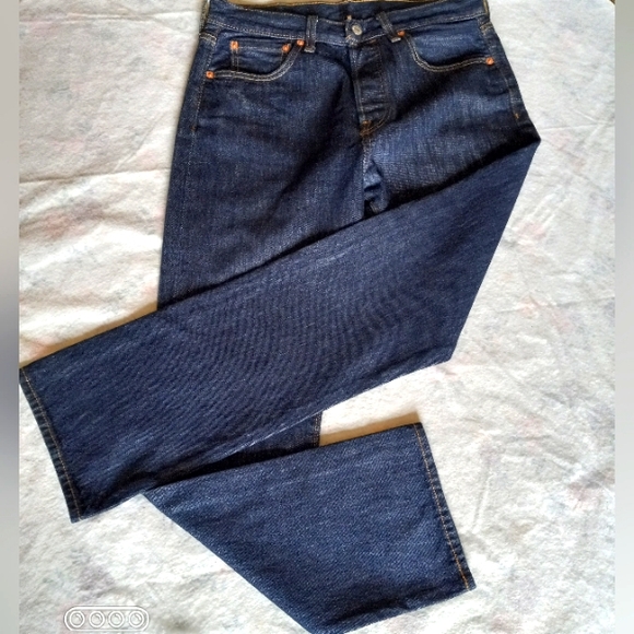 Levi's 501 Button-Fly Jeans - Picture 2 of 16